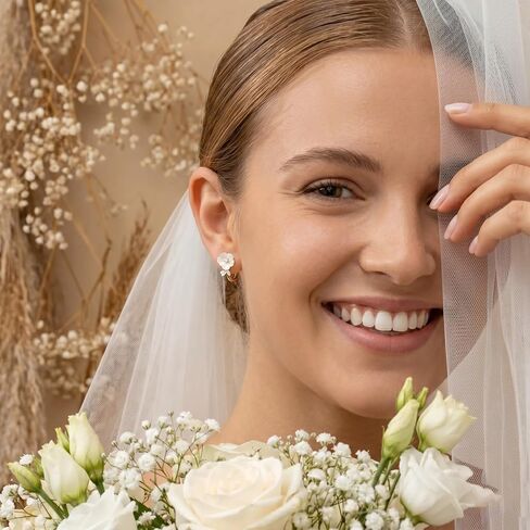 Women’s Flower Hoop Earrings Gold Plated Floral Huggie Earrings White Flower Crystal Hoop Earrings Dainty Jewelry Gift for Women in Saudi Arabia