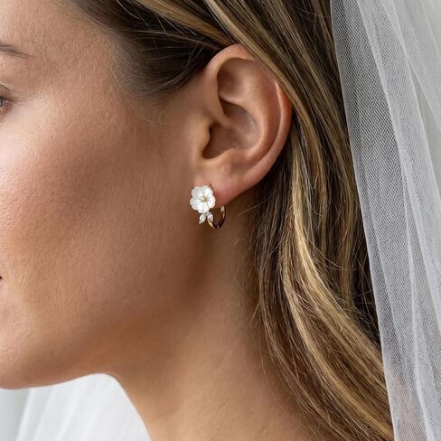 Women’s Flower Hoop Earrings Gold Plated Floral Huggie Earrings White Flower Crystal Hoop Earrings Dainty Jewelry Gift for Women in Saudi Arabia