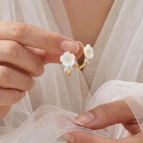 Women’s Flower Hoop Earrings Gold Plated Floral Huggie Earrings White Flower Crystal Hoop Earrings Dainty Jewelry Gift for Women in Saudi Arabia