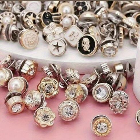 40Pcs Women's Brooch, Elegant With Rhinestone And Pearl Buttons, Suitable For Low-cut Tops, Reusable Lapel Brooch To Clothing From Being Exposed in Kuwait