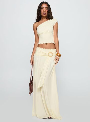 Princess Polly Women's Full Orbit Shirred Maxi Skirt in Saudi Arabia