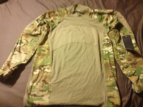 Massif Multicam USGI Army Combat Shirt Large in Saudi Arabia