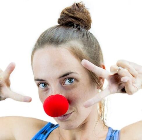 12 عبوة من أنوف المهرج الرغوية الحمراء | مجموعة اسفنجية مبتكرة للأنف | يوم الأنف الأحمر، وأعياد الميلاد، والسيرك، وحفلات الرقص، وأنف الرنة رودولف، وإكسسوارات الهالوين، وهدايا الحفلات، وهدايا الكمامة in Kuwait