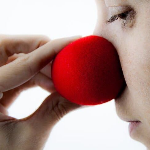 12 عبوة من أنوف المهرج الرغوية الحمراء | مجموعة اسفنجية مبتكرة للأنف | يوم الأنف الأحمر، وأعياد الميلاد، والسيرك، وحفلات الرقص، وأنف الرنة رودولف، وإكسسوارات الهالوين، وهدايا الحفلات، وهدايا الكمامة in Kuwait