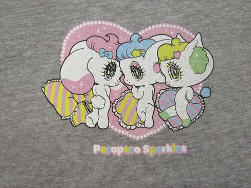 PeroPero Sparkles Group Shot with Hearts & Candies Crew Neck Short Sleeve Gray Heather Women's Crop Top in Kuwait
