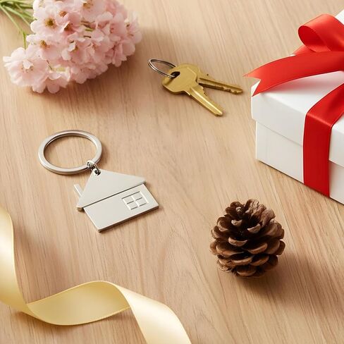 House Shaped Pendant Keychains, Cute Cartoon House with Window keychain Home key chain Creative Mental Keyring Gift Bag Hanging Fashion Charm Jewelry for Men & Women, Silver in Saudi Arabia