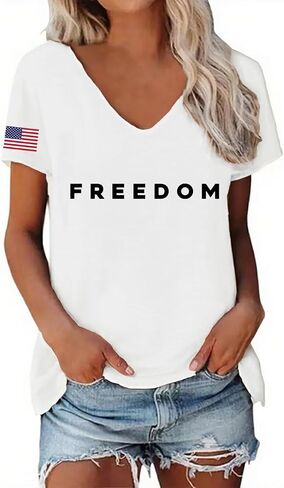 تي شيرت Freedom للنساء قمصان وطنية مضحكة للرابع من يوليو كاجوال برقبة على شكل حرف V وأكمام قصيرة وطبعة جرافيك in Kuwait