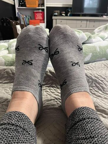AIBFRID Women’s No Show Socks with Cute Bow – 5 Pairs Low Cut Ankle Socks, Invisible Cotton Blend Socks for Sneakers, Flats & Loafers, Soft Breathable Everyday Socks in Saudi Arabia