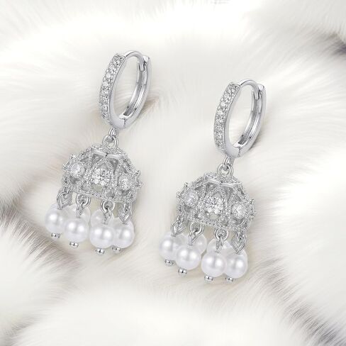 Dainty Jhumka Bell Pearl CZ صغير هوب متدلي أقراط للنساء 925 فضة دبوس مطرز باللؤلؤ شرابة هندية تقليدية بوليوود Jhumki Huggie Hoops حلق بوهو مجوهرات الزفاف الزفاف in Kuwait