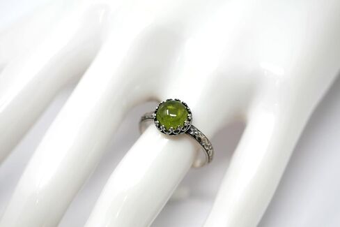 8mm Vesuvianite Ring Symmetrical Flower Crown Vintage Silver in Saudi Arabia