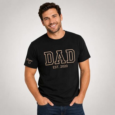 تي شيرت مطرز شخصي، هدية مطرزة باسم DAD Est Year للرجال (الولايات المتحدة، ألفا، X-Small، 5X-Large، عادي، عادي، أسود) in Kuwait