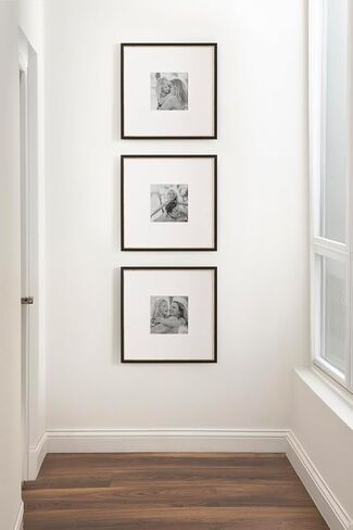 مجموعة إطارات صور مربعة تقليدية من Kate and Laurel Wilbanks مكونة من 3 قطع، مقاس 18 × 18 مطفأة حتى 8 × 8، باللون الأسود والذهبي، مجموعة إطارات كلاسيكية مكونة من ثلاث قطع لإطار حائط المعرض في ديكور جدار غرفة المعيشة in Kuwait