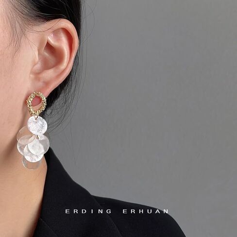 Elegant Shell Cluster of Round Shell Drop Dangle Earrings Vacation Summer Beach Jewelry for Women in Kuwait