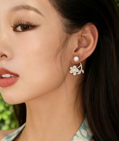 Pearl stud earring for Women Trendy Cute White Flower Statement Earrings Unique Prom Bridal Flower Dangle Jewelry in Saudi Arabia