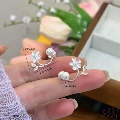 Pearl stud earring for Women Trendy Cute White Flower Statement Earrings Unique Prom Bridal Flower Dangle Jewelry in Saudi Arabia