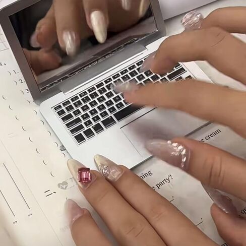 كمبيوتر محمول صغير مبتكر مع مرآة مكياج، زينة عملية لتزيين المنزل، قابل للطي، مناسب للخروج والسفر (فضي) in Kuwait