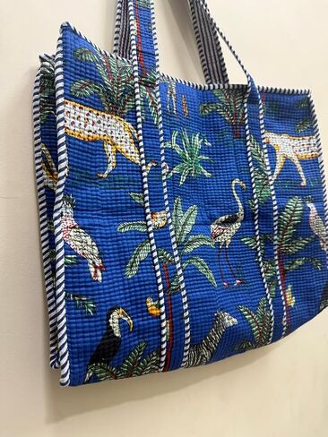 Quilted Cotton Tote Bag, Jungle Flower Safari Tropical Print, Large zipper Double Handle bag 18x6x18 Inches, Unisex in Kuwait