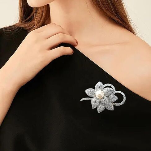 Crystal Pearl Flower Brooch Pin for Women, Rhinestone Floral Brooch Wedding Jewelry, Shiny Pin for Party Dance Banquet Dress Coat Accessories in Saudi Arabia