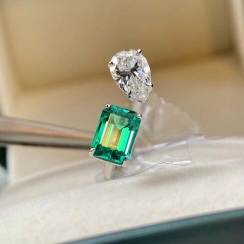 Elegant Emerald Synthetic Gemstone Open Adjustable Ring for Women Party Casual Daily Exquisite Jewelry Charm Accessory in Kuwait