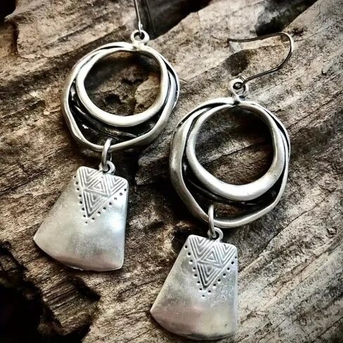 Creative Retro Geometric Pattern Pendant Earrings, Women's Ethnic Style Earrings, Personalized Jewelry Accessories for Daily Parties in Kuwait