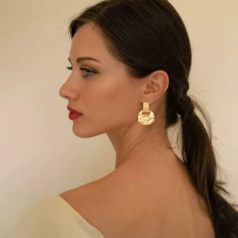 6 Pairs Summer Chunky Earrings for Women Gold Flower Shell Dangle Earrings Vintage Textured Stud Clip On Drop Earrings Set in Saudi Arabia