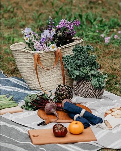 French Market Basket with Double Flat Leather Handles – Elegant Moroccan Straw Tote for Everyday & Beach Use in Kuwait