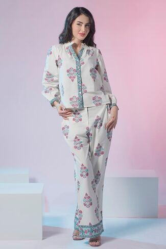 Cotton White Jaipur Block Print with Mandarin Collar, Regular Ethnic Motif Shirts for Women in Saudi Arabia
