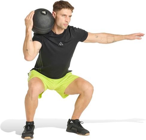 شورت Workout Essentials Basic 3-Stripes بيكيه للرجال من أديداس in Kuwait