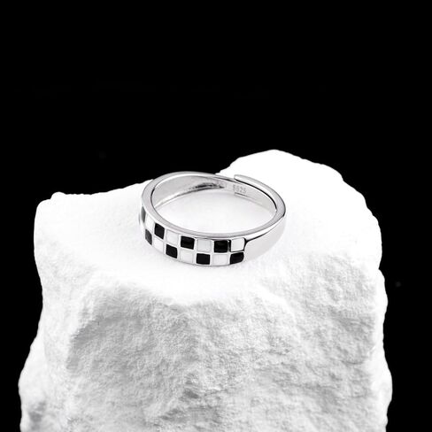Black and White Checkered Ring: 925 Sterling Silver Checkerboard Band Rings Adjustable Vintage Y2K Race Chess Board Jewelry Hiphop Punk Gothic Gift for Women Men in Saudi Arabia