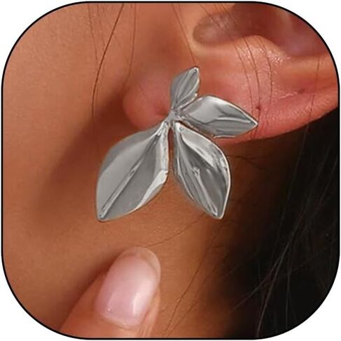 Chunky Gold Flower Stud Earrings for Women, Vintage Asymmetrical Aesthetic Glossy Leaf Statement Earrings,Personalized Trendy Jewelry Accessories Gift in Saudi Arabia
