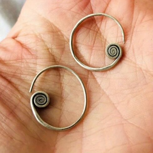Vintage Boho Style Copper Handmade Spiral Hoop Earrings for Women - Minimalist Hypoallergenic Jewelry in Kuwait
