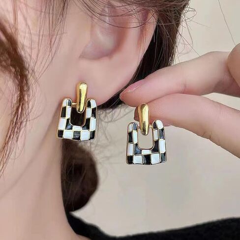 Gold Checkered Earrings for Women Black and White Checkered Dangle Earrings Geometric Square U-shaped Checkered Earrings Stylish Elegant Jewelry for Women in Saudi Arabia