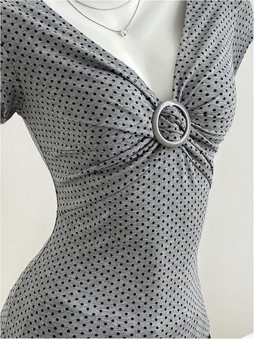 SweatyRocks Women's Polka Dots Twist Front T Shirts Y2k Deep V Neck Cap Sleeve Fitted Date Night Tees in Kuwait