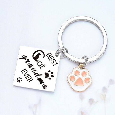 Cat Grandma Gifts For Cat Lover Keychain For Women Pet Grandma Birthday Jewelry Nonna Keychain in Saudi Arabia