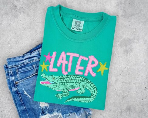 تي شيرت Comfort Colors Later Gator Graphic، طباعة أمامية وخلفية، تمساح مضحك بعد بينما تمساح متعدد in Kuwait