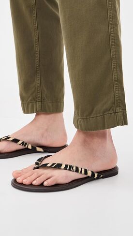 صندل إيجي ثونغ للسيدات من Madewell in Kuwait