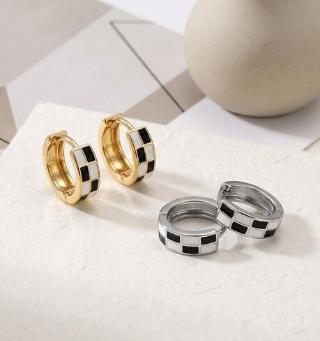 Checkered Earrings, 4 Pcs Small Checkered Earrings for Women, Tiny Round Circle Cartilage Huggie Hoop Earring Stainless Steel Set(Gold Silver) in Saudi Arabia