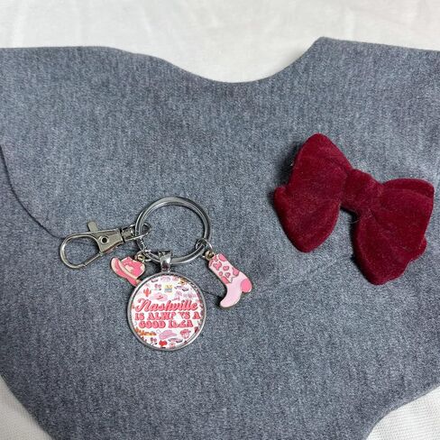 Nashville Souvenirs Keychain Nashville City Gifts Travel Lover Gift for Women Men Nashville Themed Trip Gifts Travel Keyring for Holiday Trip Vacation Travellers Gift Birthday Christmas Jewelry in Kuwait