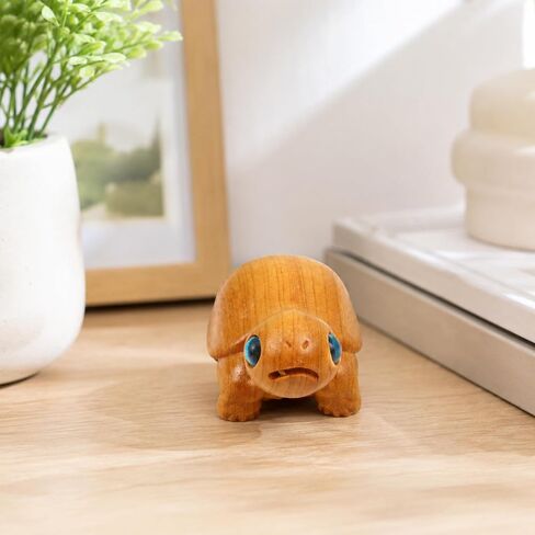 Wooden Turtle Decor Figurine - Mini Tortoise with Blue Eyes, Carved Decorative Collectible Desk Decor, Miniature Statue, Small Sea Ornament Gift, Inspirational Birthday Presents for Women Men Lovers in Saudi Arabia