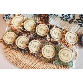 Winter Simmering Potpourri Kit – 10 Mini Bags of All-Natural Stove Top Scent Mix, Dried Fruit & Spice Blends for Cozy Home Fragrance, Set for Christmas, Mother’s Day & Housewarming in Saudi Arabia