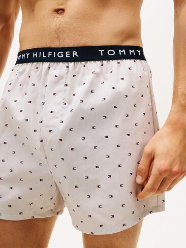 بوكسر منسوج كلاسيكي من القطن للرجال من Tommy Hilfiger مكون من 4 قطع in Kuwait
