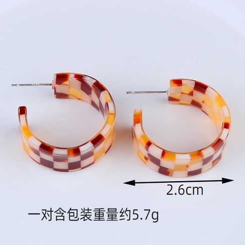 80s Retro Acrylic C Shaped Big Hoop Earrings Colorful Lightweight Geometric Plaid Earrings Chunky Exaggerated Statement Jewelry for Women in Saudi Arabia