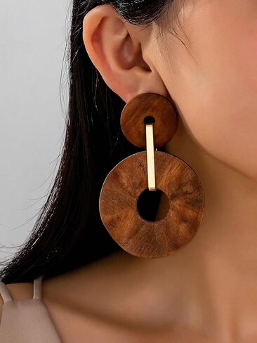 Boho Wooden Earrings for Women Geometric Dangle Large Brown Wood Hippie Earrings Elegant Daily Vacation Style in Saudi Arabia