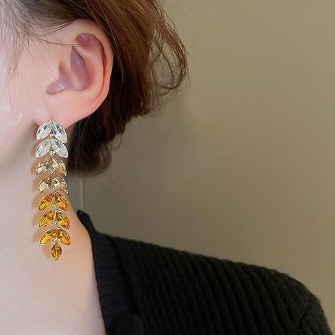 Gradient Rhinestone Tassel Wheat Stud Earrings for Woman Long Crystal Leaf Dangle Drop Statement Earrings Wedding Brides Brides Jewelry Gifts in Kuwait