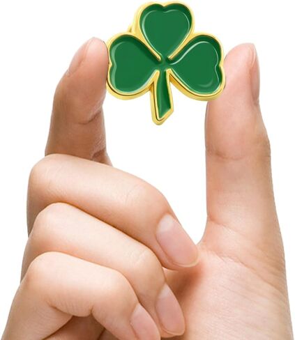 12/24/50/100 Pcs St. Patrick's Day Clover Lapel Pins Ireland Irish Three Leaf Shamrock Lapel Pins Perfect Gifts Badge Brooches Patrick Day Souvenir in Kuwait