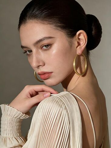 Gold Hoop Earrings for Women Matte Chunky Gold Hoop Earrings Hypoallergenic 925 Sterling Lightweight Loops Thick 40mm/50mm/60mm Hoop Earring Minimalist Style Jewelry Gifts (60mm) in Saudi Arabia