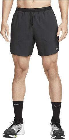 شورت الجري Nike Stride للرجال Dri-FIT مقاس 7 بوصات (أسود/أسود، DM4761-010) مقاس متوسط ​​طويل القامة in Kuwait