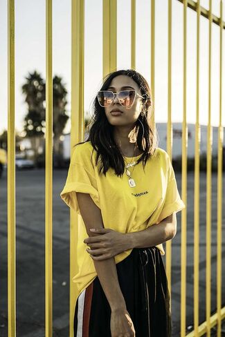 EDGEIWEAR Oversized Cat Eye Flat Lens Sunnies Spring Hinge W/Fiber Case M3158S in Saudi Arabia