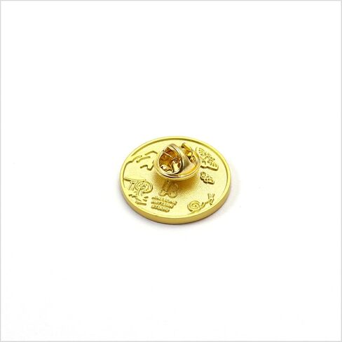 Enamel Pin - Yosemite National Park Simple Design. Collector’s Edition, Durable & Stylish Souvenir Pin for Backpacks, Jackets, Hats, and Accessories, National Park Lovers Gift in Kuwait