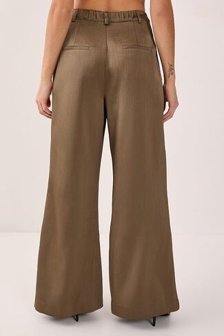 Nasty Gal Women's Satin Pleated Tailored Pants in Saudi Arabia